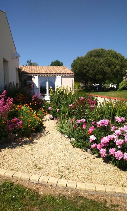 Port-des-Barques House | La campagne a la mer