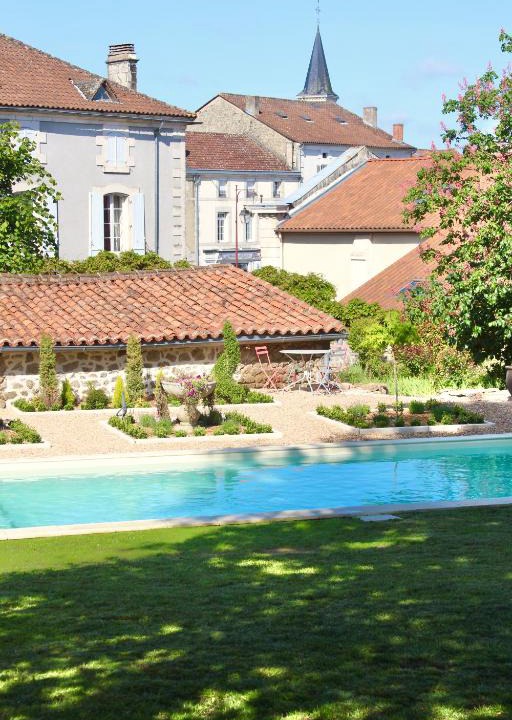 Piegut-Pluviers Villa | La Châtaigne