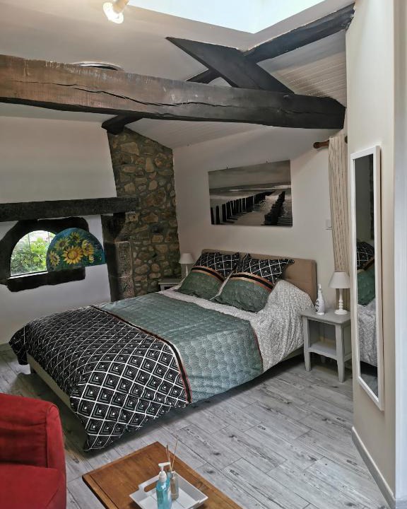 Chiche Bed & Breakfast | La Chambre de La Pomerie