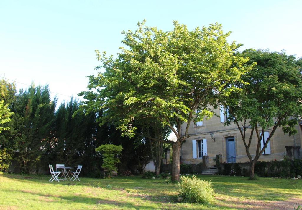 Espiet Bed & Breakfast | La Maison De...