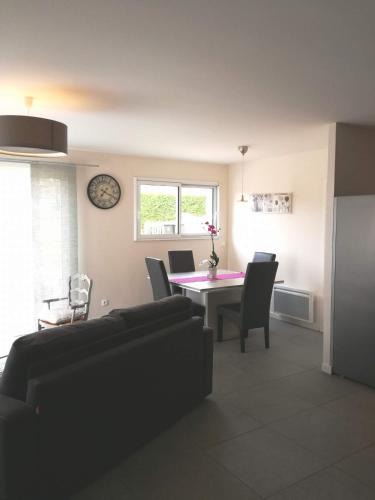 Grezillac House | La Maison De Lena