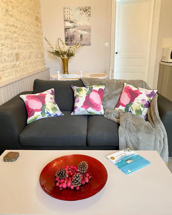 Aulnay House | La Montgrande, 2 bed gîte, Aulnay