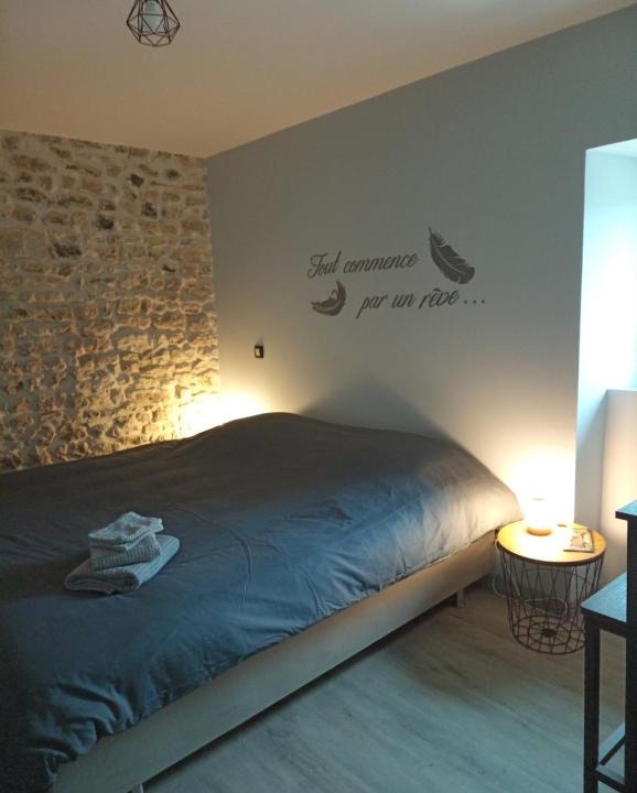 Soudan House | La poule aux oeufs dort