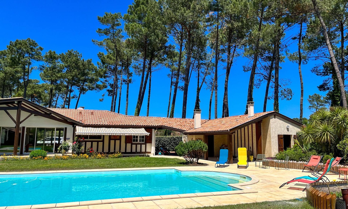 Messanges Villa | La Villa des 3 Pins in Messanges between ocean and forest! 8 adults maximum