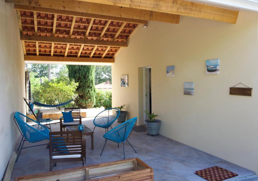 Peujard House | LACADUCEE