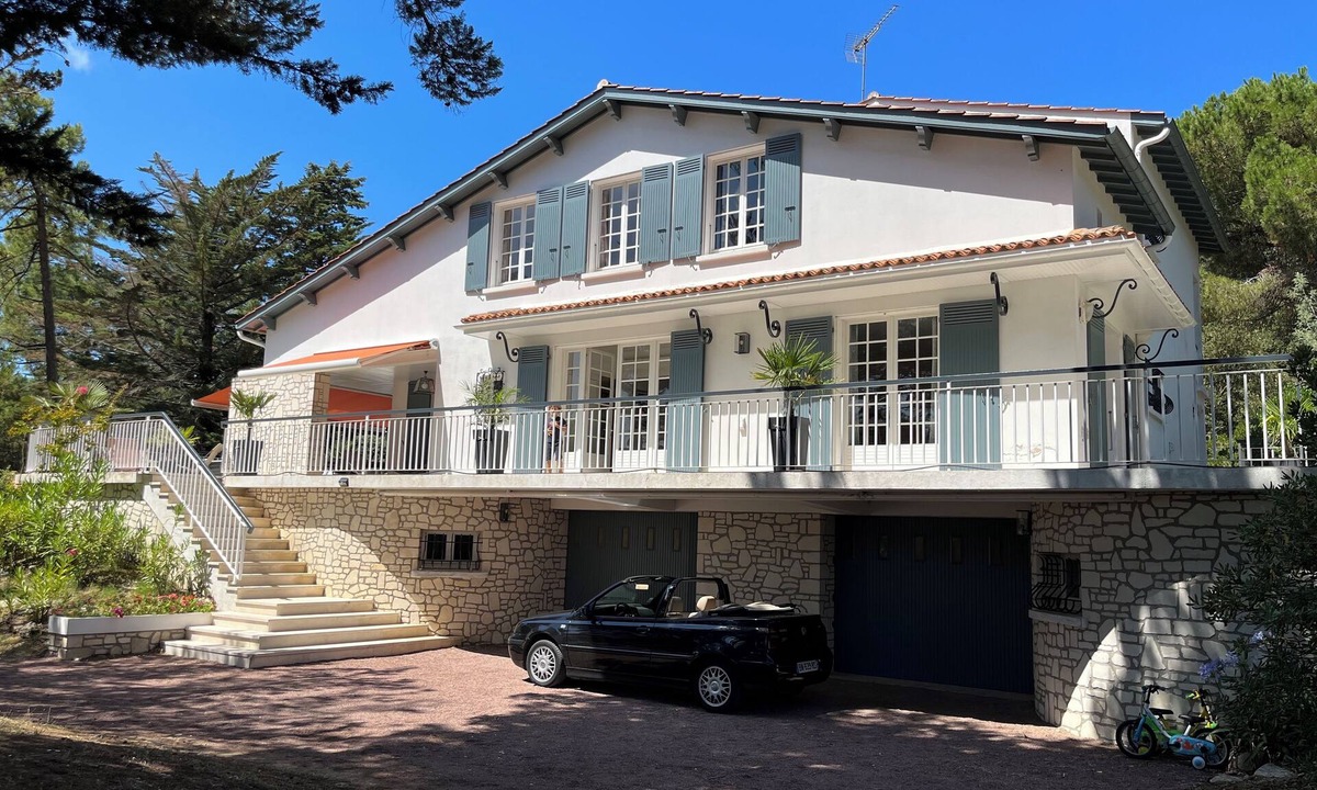 Saint-Georges-d'Oleron House | Large 250m2 villa 5min from a beautiful beach | 14 beds