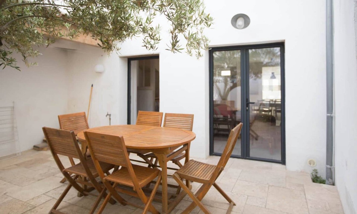 La Couarde-sur-Mer House | Large house (sleeps 5)