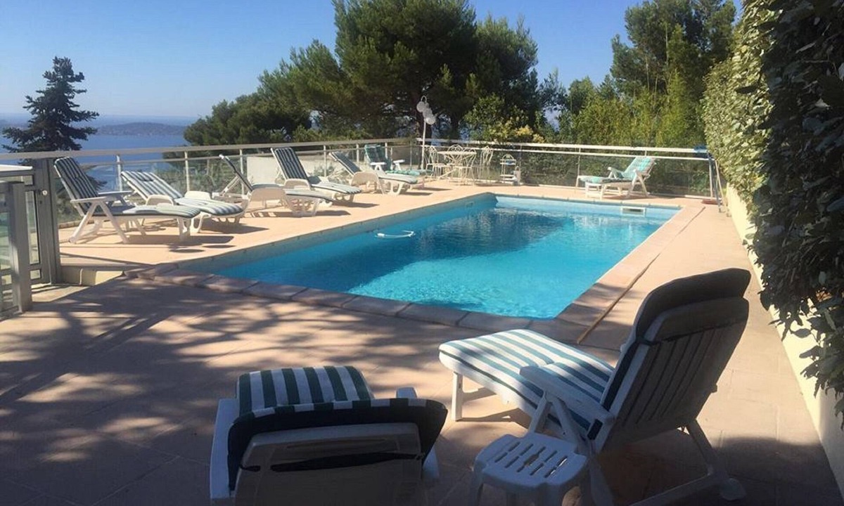 Hyeres Villa | Large standing villa with garden and swimming pool, wonderful view of the Golden Islands