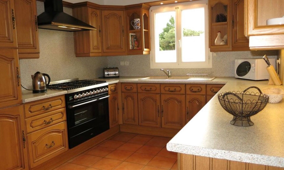 Etaules House | Lavender House and cottage 3 Bed sleeps 3