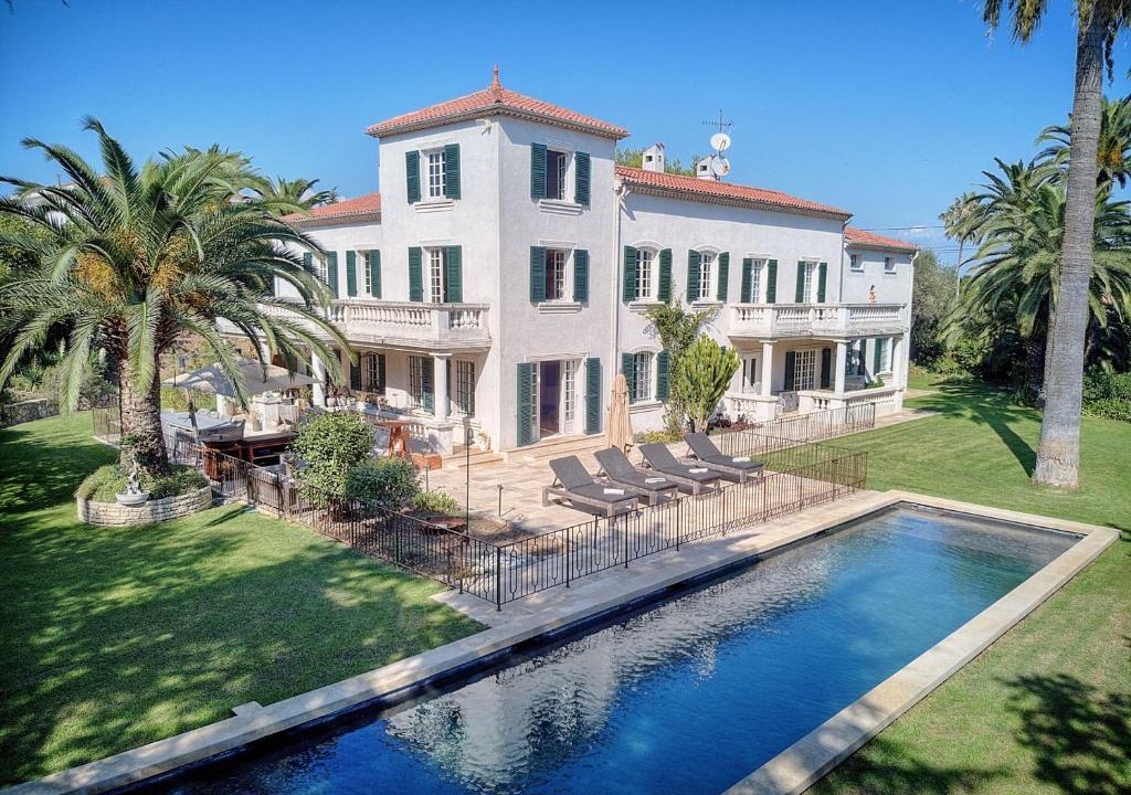 Antibes Villa | LE BEAUVERT Belle Epoque luxury villa of 500 m2 with pool