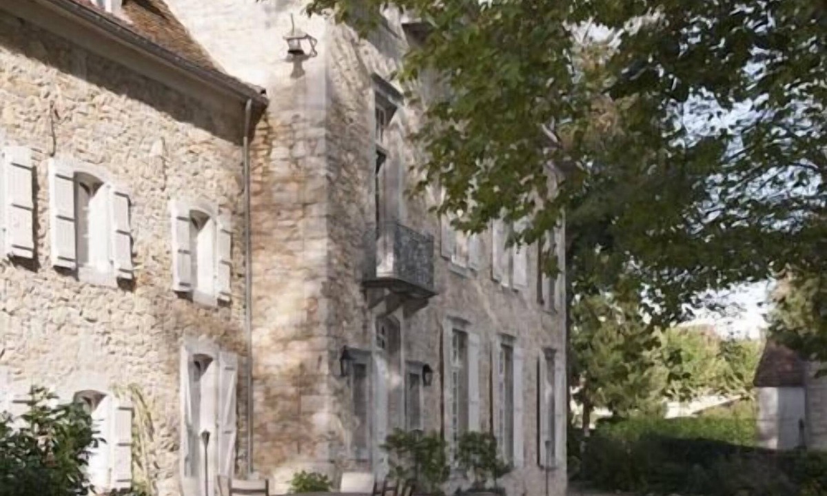 Orion House | Le Château D'orion