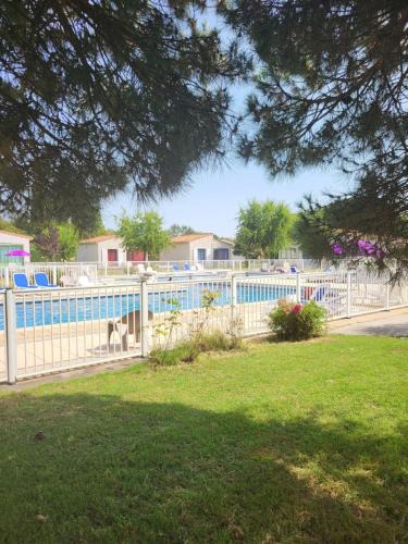 Meschers-sur-Gironde House | Le Marais - Village Vacances