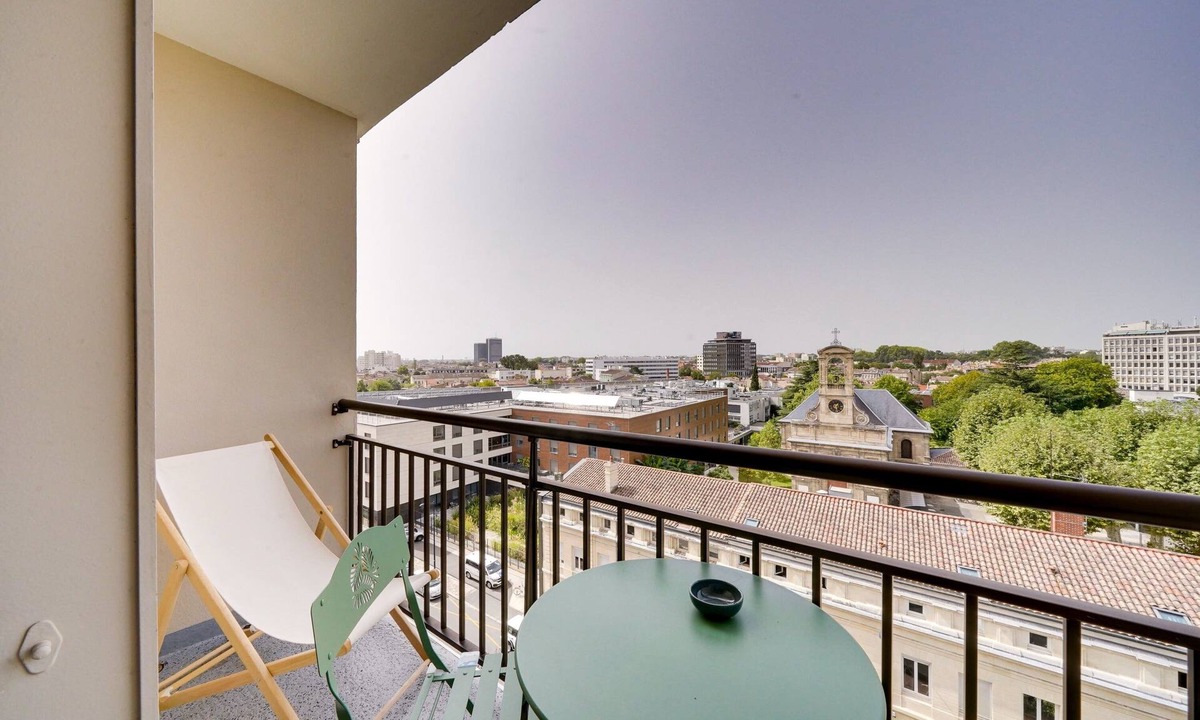 Saint Seurin - Fondaudege Apartment | Le Plein Ciel - Avec vue traversante sur Bordeaux