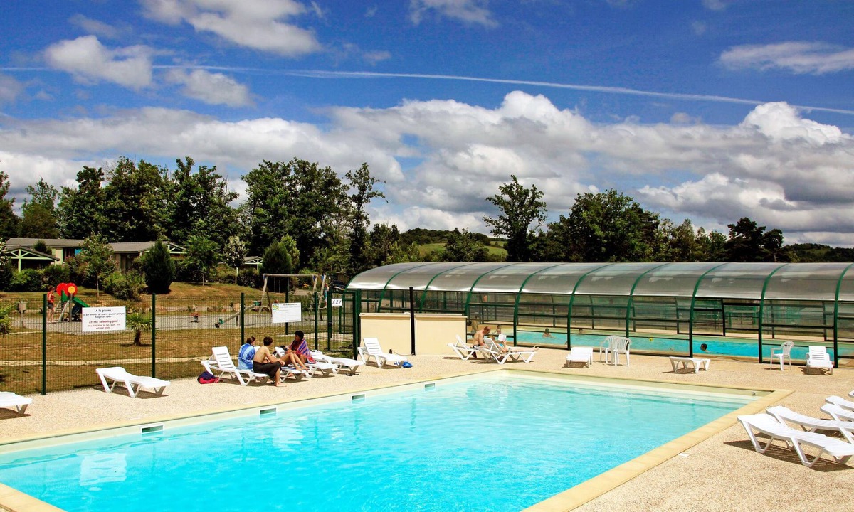 Beynat House | Les Hameaux de Miel-Chalet 6 pers. by Interhome