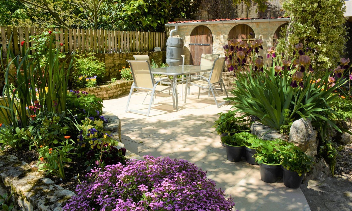 Aulnay Bed & Breakfast | Les Noyers Aulnay