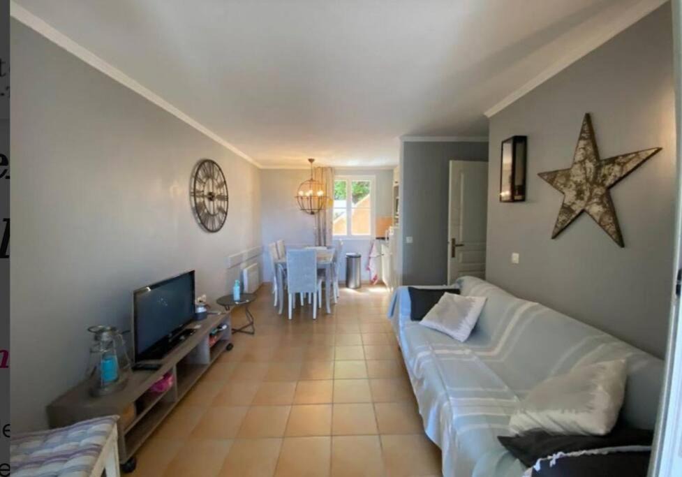 Les Appartements Restanques Du St Tropez Maeva Pièces Personnes Sélection | Les Restanques