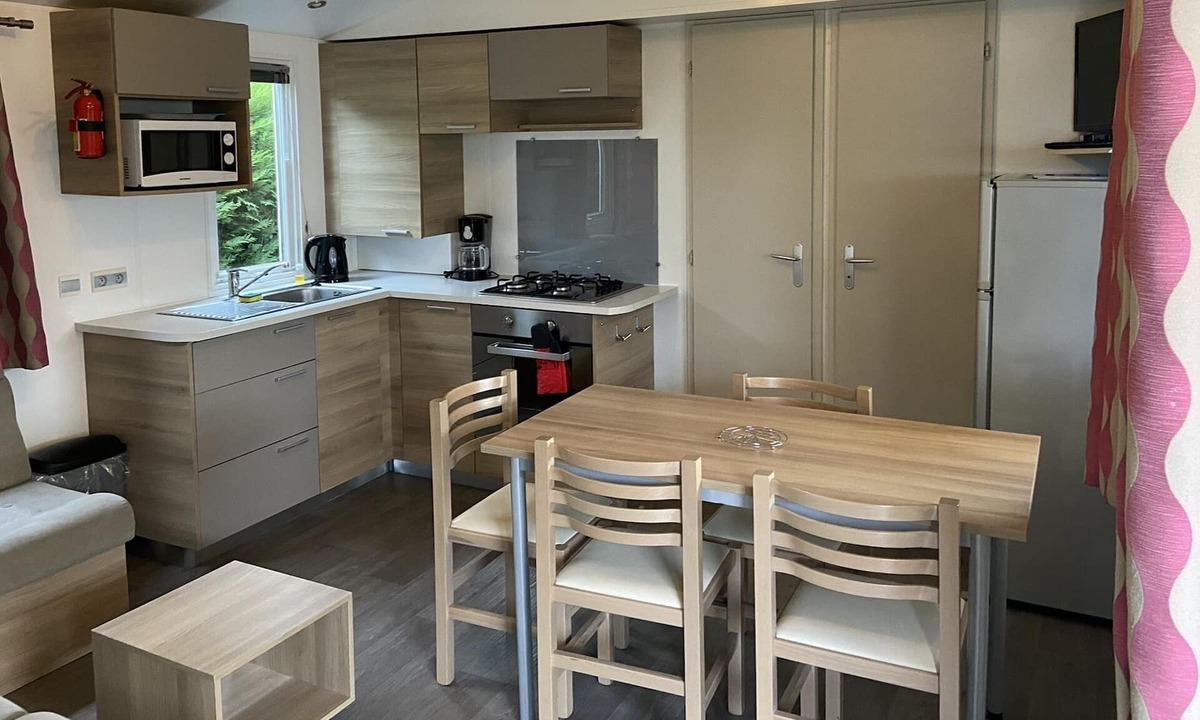 Les Mathes House | Location 655 | Mobile home elegance range at Les Charmettes 4*
