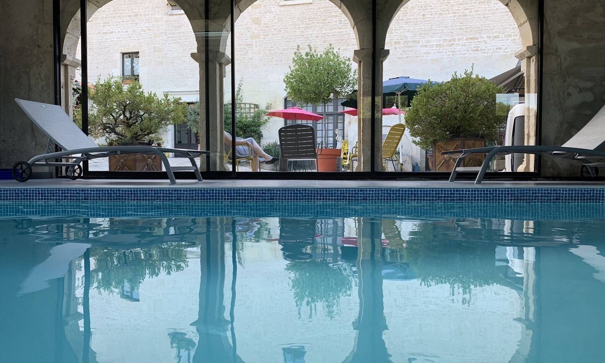 Chauray Bed & Breakfast | Logis de la Roche