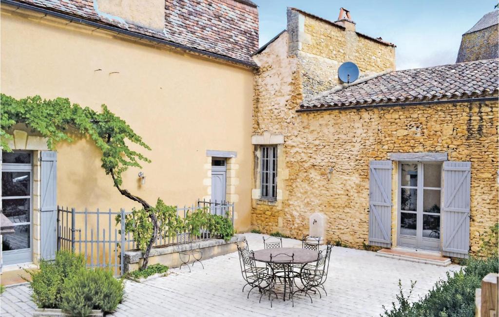 Sainte-Alvere House | Lovely Home In Sainte Alvère With Sauna