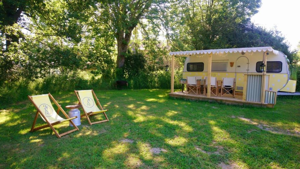 Chenerailles - Auzances - Bellegarde et Haut Pays Marchois House | Luna caravane Vintage