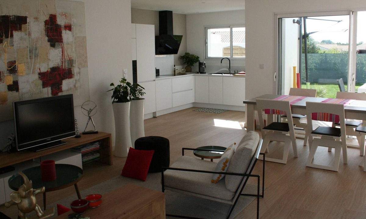 Thaire House | Luxury house, garden, thalasso at 6 kms