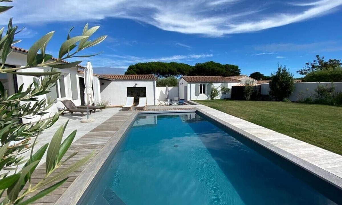 Le Bois-Plage-en-Re House | Luxury villa 5mn walk from beaches and shops, 6 bedrooms, swimming pool