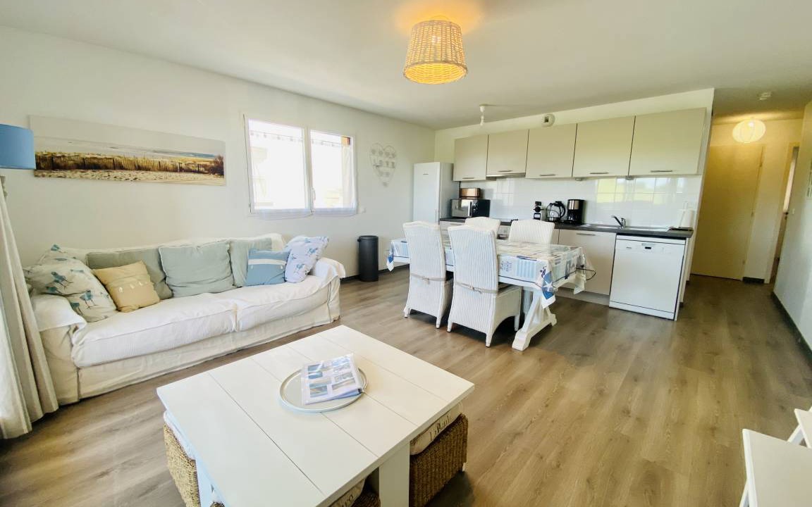 Biscarrosse Plage Apartment | Magnifique T3 avec Terrasse en front de mer (154)