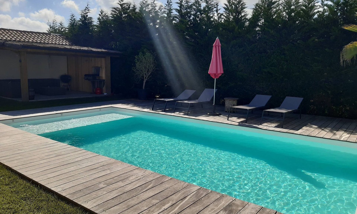 Tosse House | Maison Avec Piscine Chauffée Sécurisée à Moins de 10 min des Plages