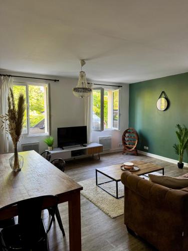Lussac House | Maison Cosy au pied des vignes