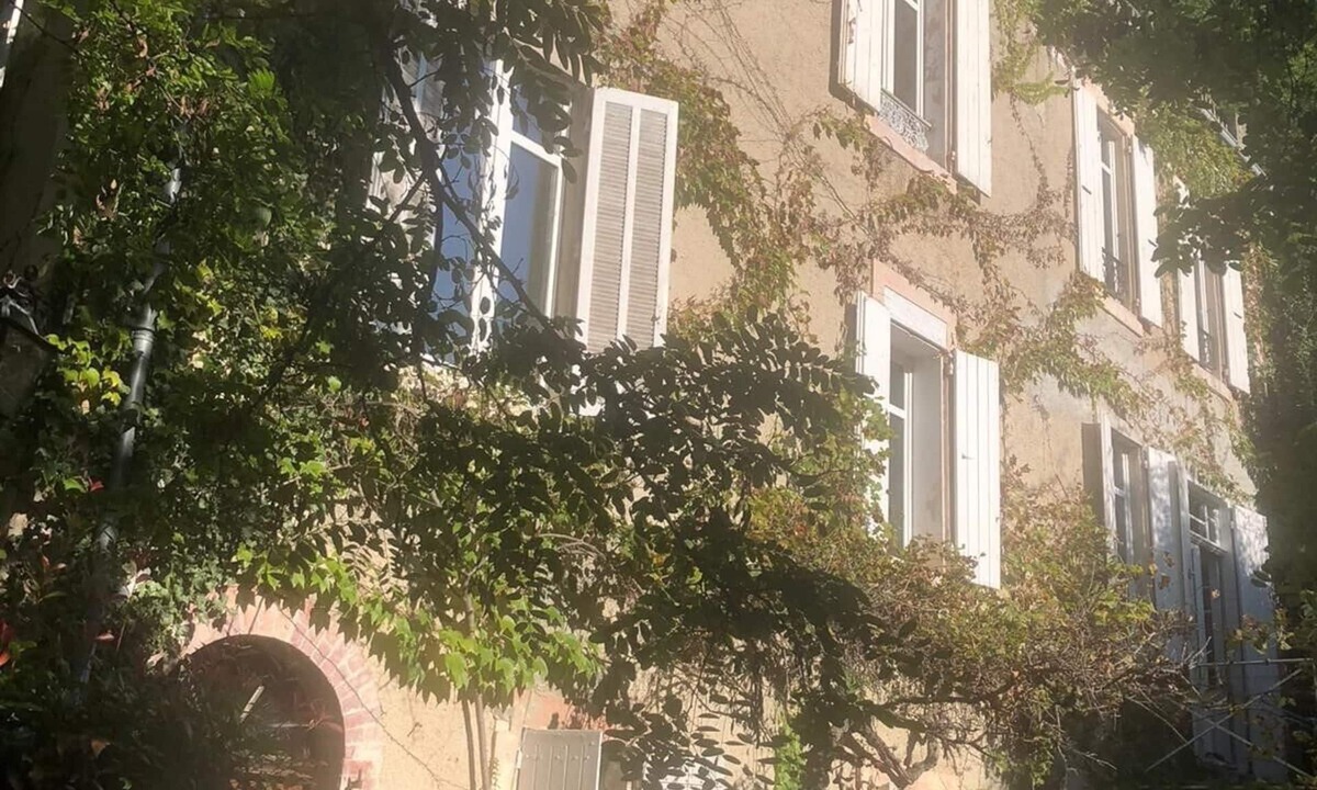Entrechaux Villa | Maison de Vacances Dans le Calme et la Verdure