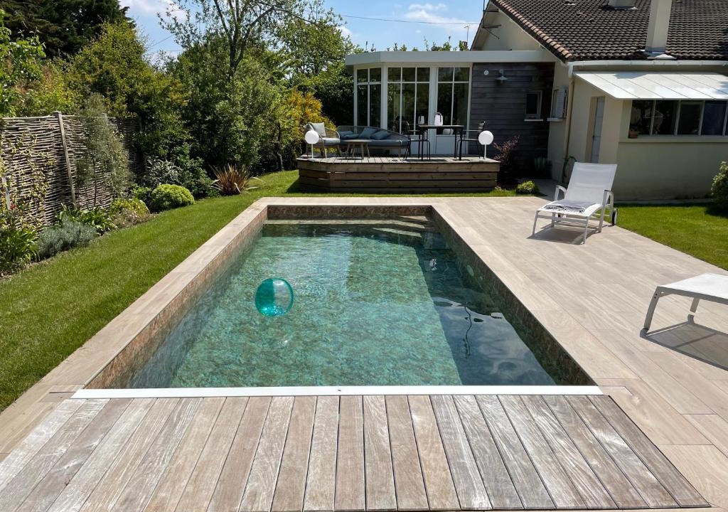 Saint-Palais-sur-Mer Villa | Maison familiale- jardin & piscine-600m plage