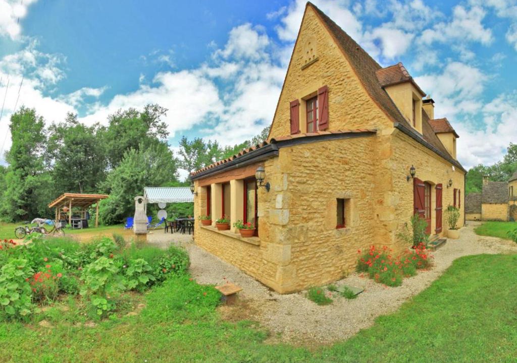 Proissans House | Maison Périgourdine restaurée avec jardin, proche Sarlat, étang de pêche et vélos électriques fournis - FR-1-616-145