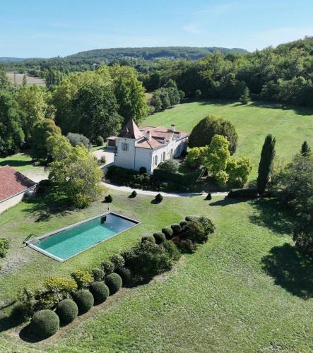 Villeneuve-sur-Lot House | Manoir BLANCHE HAUT Chambres et tables d hôtes