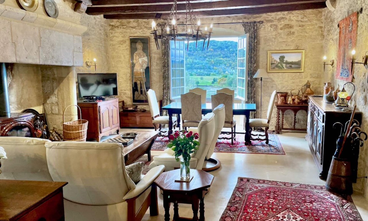 Beynac-et-Cazenac House | Million Euro View- Villa Mont Joie
