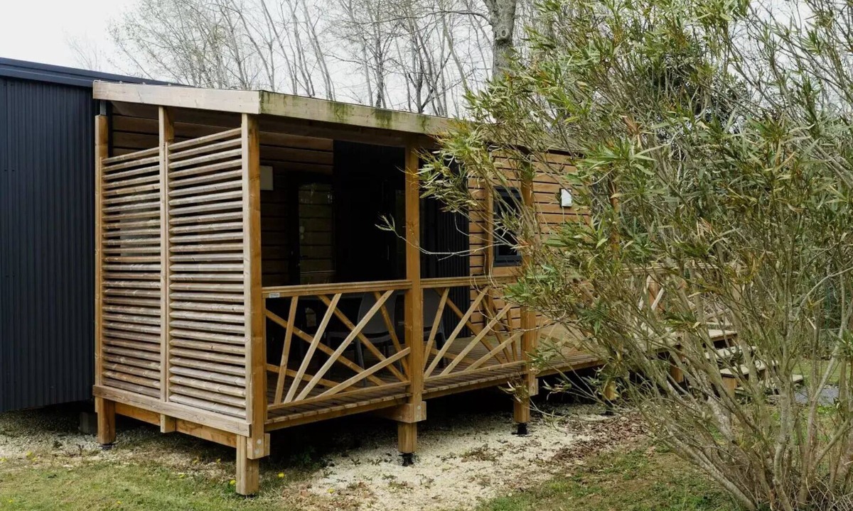 Sadirac House | Mobil-Home Laurier 3 Rooms 4 People Air-conditioned + TV 2sdb