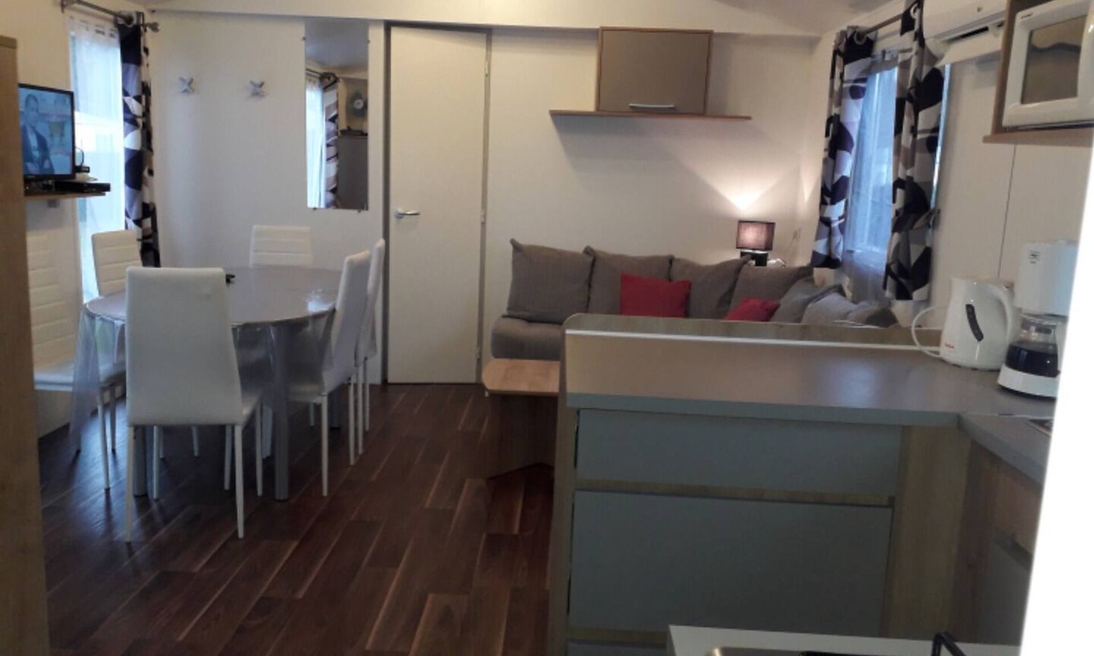 Les Mathes House | Mobile home 6/8 people 3km from the beach and the zoo