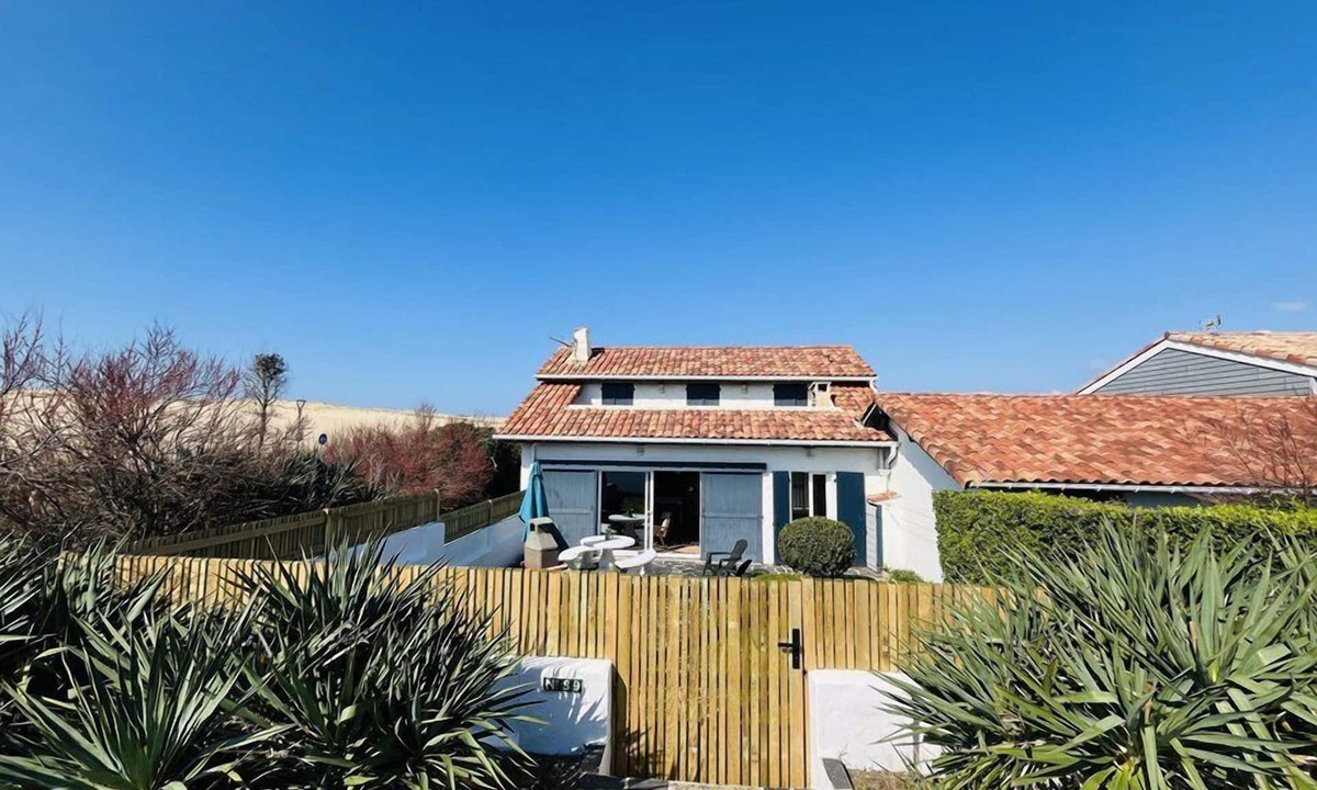 Seignosse House | Part of the ground floor of a house close to beach