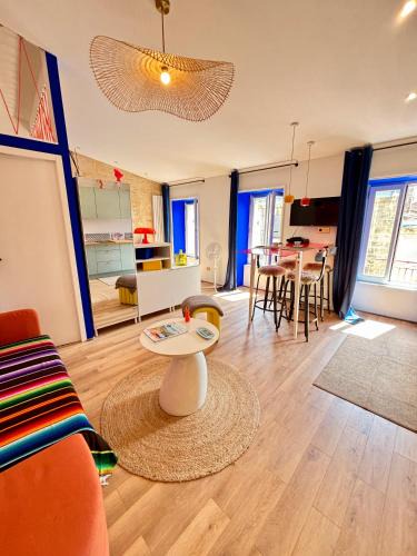 Saint-Michel Apartment | Pop'appart