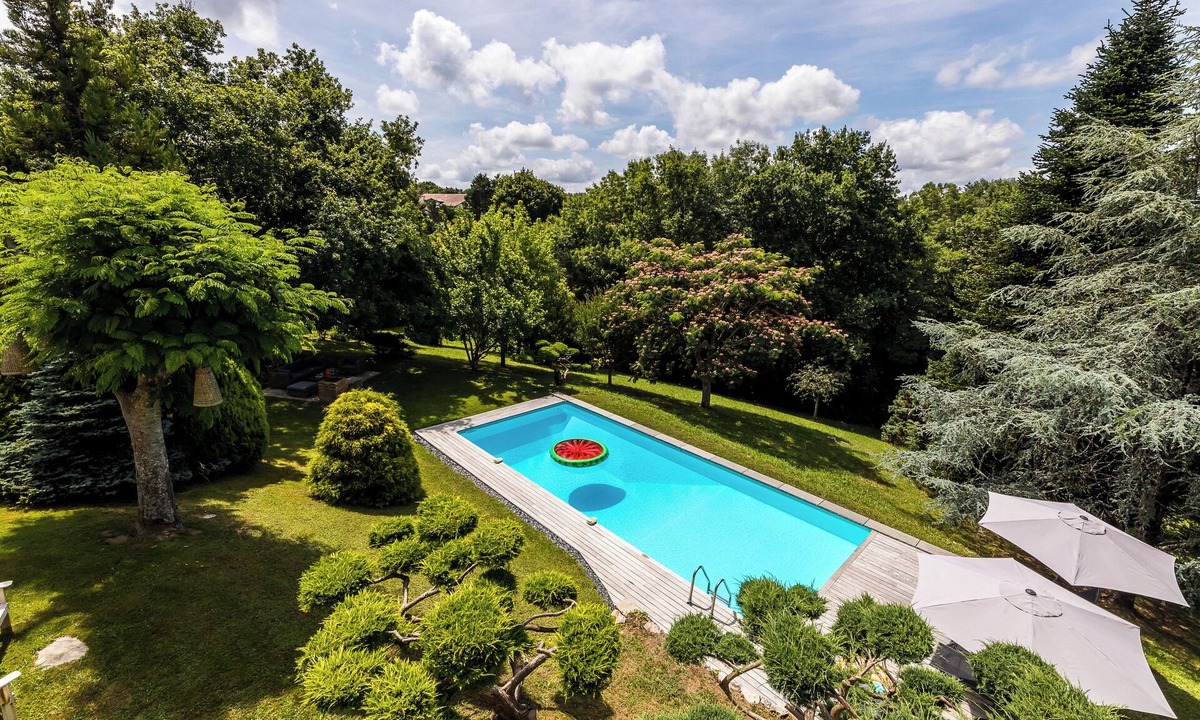 Arbonne Villa | Property 1 hectare 6 bedrooms swimming pool 4 km from beaches