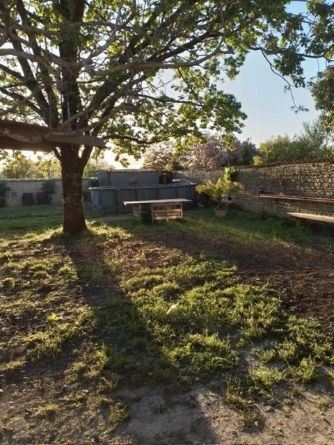 Benon Villa | Propriete à-côté de la rochelle