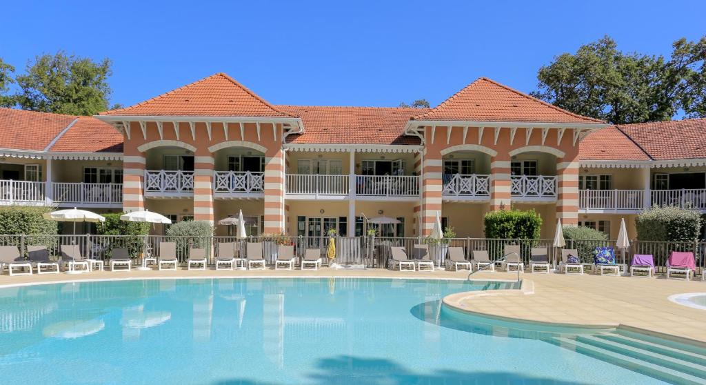 Residence Pierre Vacances Les Dunes Du Medoc People | Soulac-sur-Mer