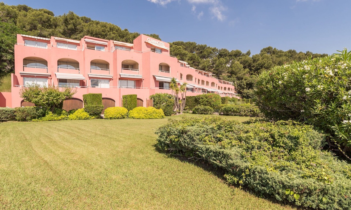 Saint-Mandrier-sur-Mer House | Résidence Pierre & Vacances Saint-Mandrier Les Jardins de la Côte d'Azur