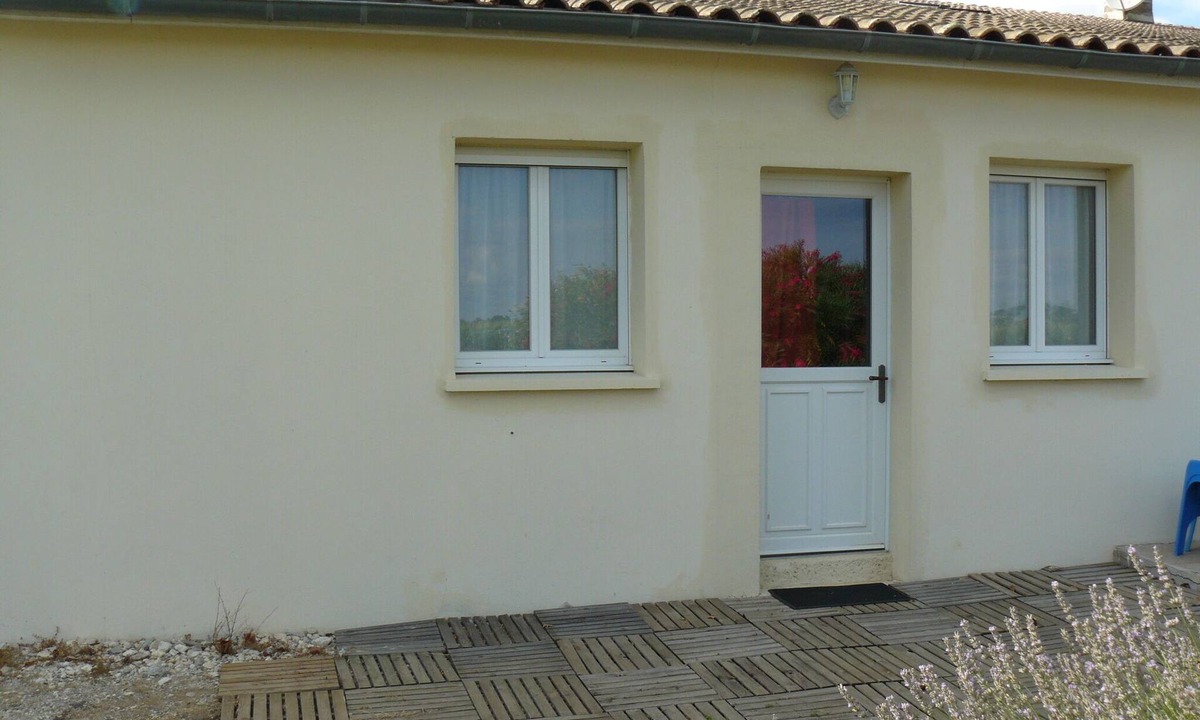 Saint-Michel-de-Fronsac House | Room and mezzanine 1 to 4 people with private bathroom