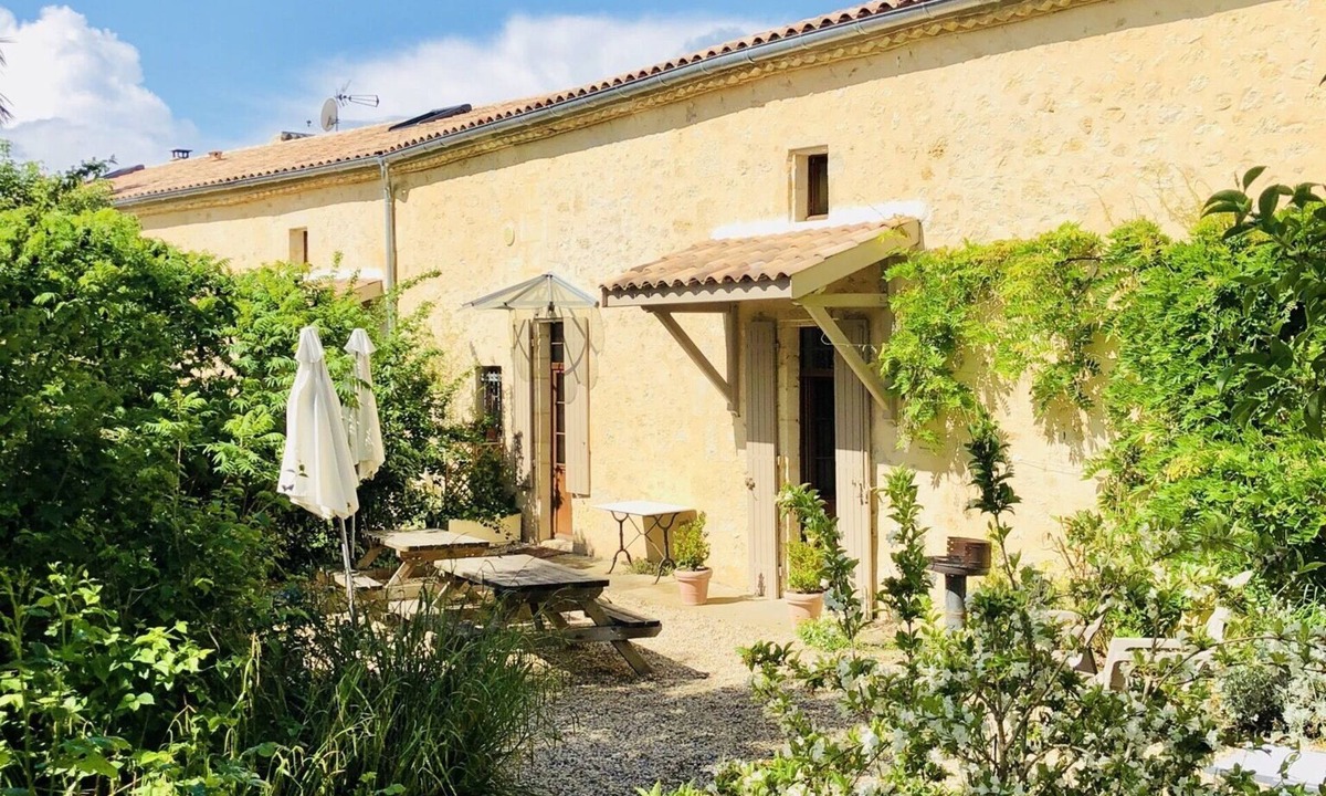 Ruch Cottage | Rooms in vineyard Large charming gite near Saint Emilion