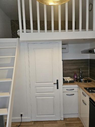Ruffec Apartment | Ruffec 14 Rdc