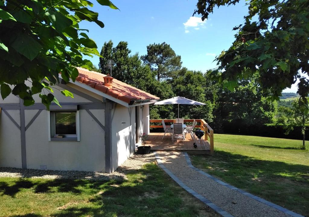Sarraziet House | Séjour avec jacuzzi, Massages disponibles