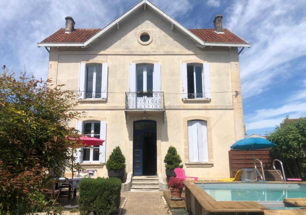 Pons Bed & Breakfast | Saint James House