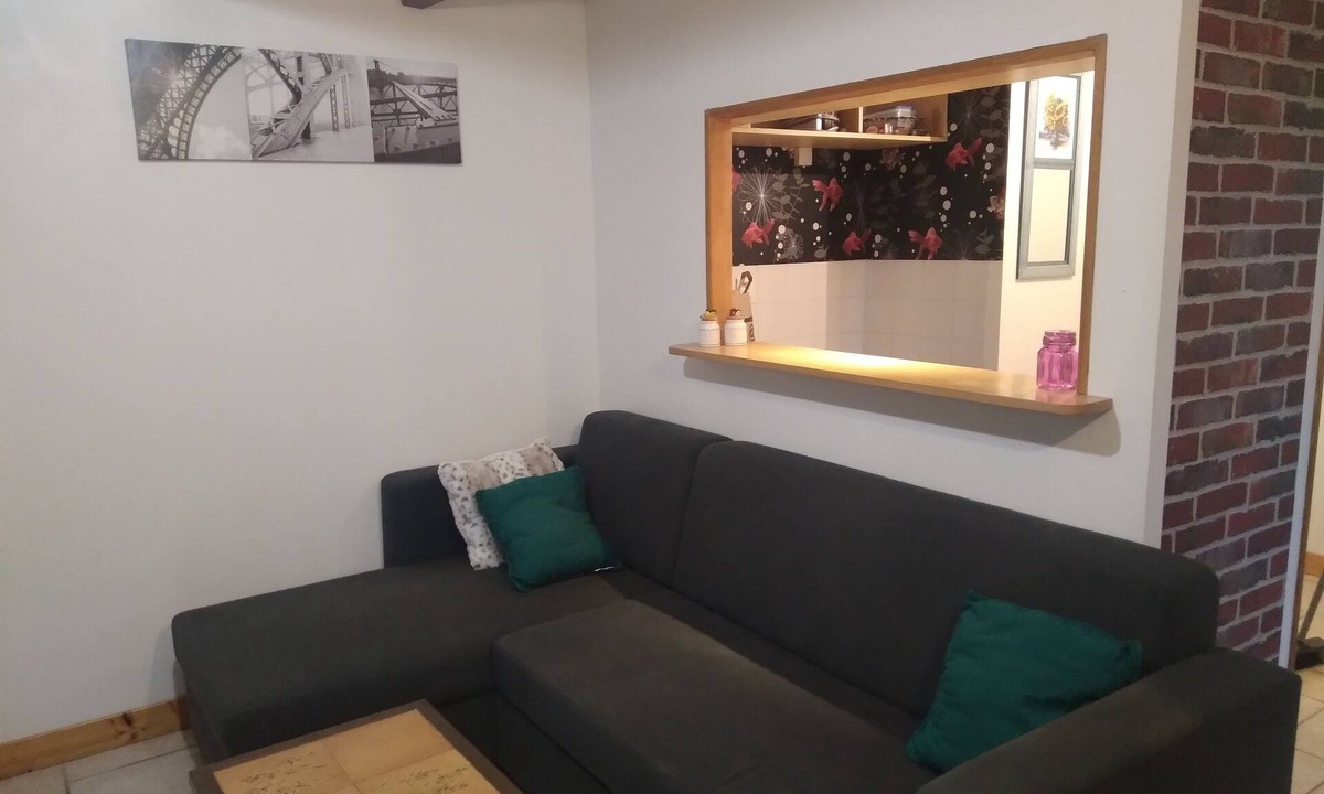 Lezay House | Self-catering cottage in the Mellois countryside