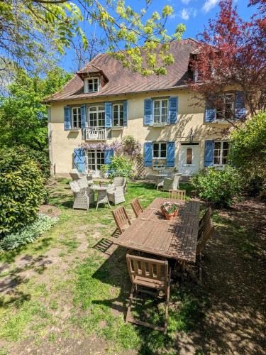Jumilhac-le-Grand Bed & Breakfast | Sous le Chateau