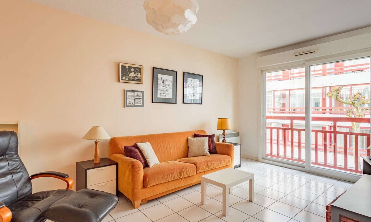 Saint-Jean-de-Luz Apartment | Spacious 2-Bed Apartment with Parking & Terrace in Saint-Jean-de-Luz